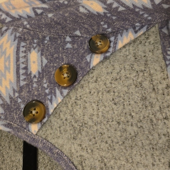 NWT Ladies LG simply southern knit lightweight sweater - Picture 3 of 4